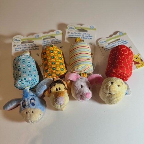 Disney Winnie the Pooh On the go chime toys - Picture 2 of 3